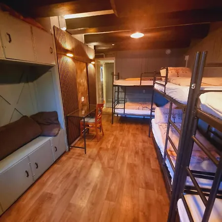 Downtown Canal View Hostel Άμστερνταμ