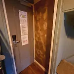 Downtown Canal View Hostal