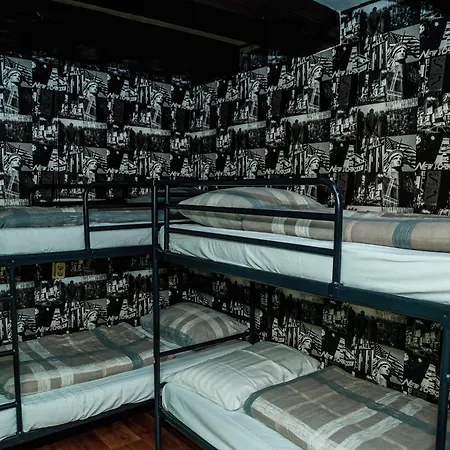 Hostal Downtown Canal View *