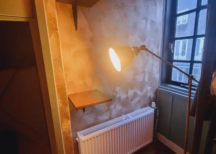 Hostel Downtown Canal View