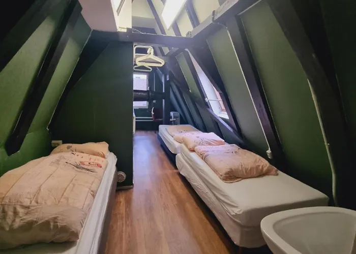 Hostel Downtown Canal View Amszterdam