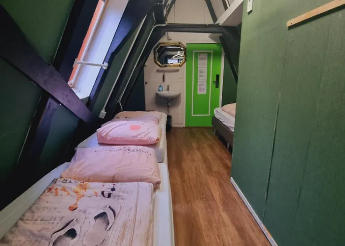 Downtown Canal View Amszterdam