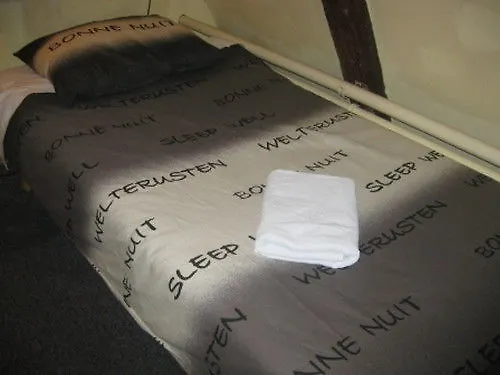 Downtown Canal View Amszterdam