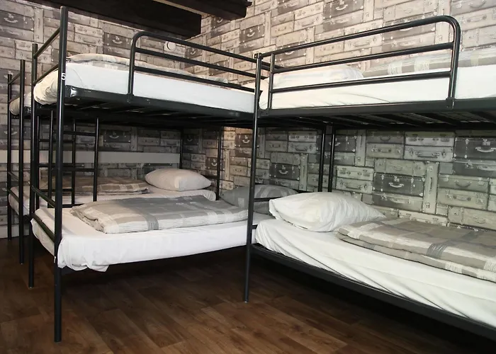 Hostel Downtown Canal View