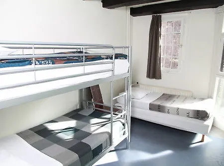 Hostel Downtown Canal View Amsterdam